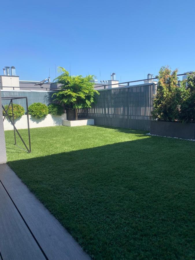 Ekskluzywny Penthouse Z Ogrodem W Centrum Lodzi 外观 照片